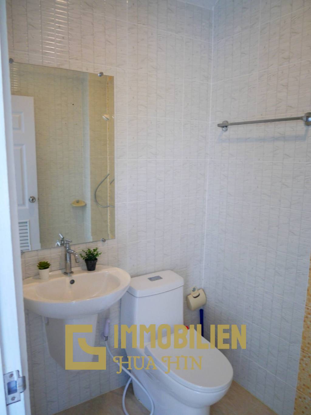 168 metro cuadrado 4 ` 2 Baño Casa adosada de Venta