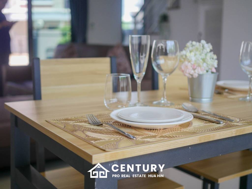 4 Bed 2 Bath 168.25 SQ.M Suchawalai At Sea