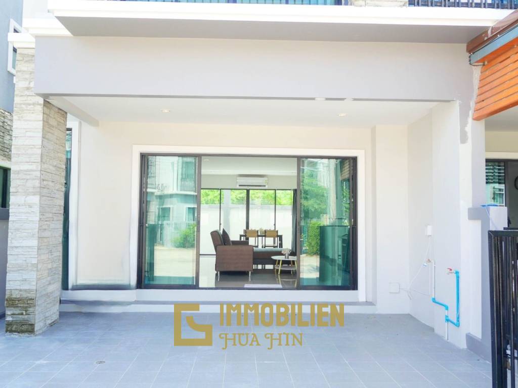 4 Bed 2 Bath 168.25 SQ.M Suchawalai At Sea