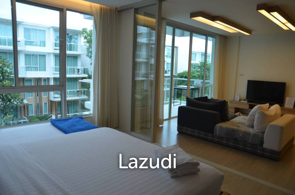 Wan Vayla : 1 Bedroom Pool View Condo