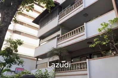 Exceptional Urban Living: Apartment for Sale in Sukhumvit 15