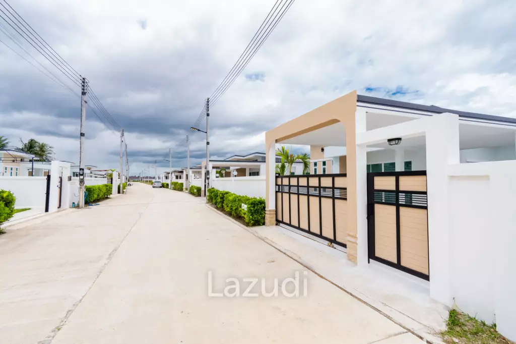 2 Bed 2 Bath 102 SQ.M A.B.C Pool Village
