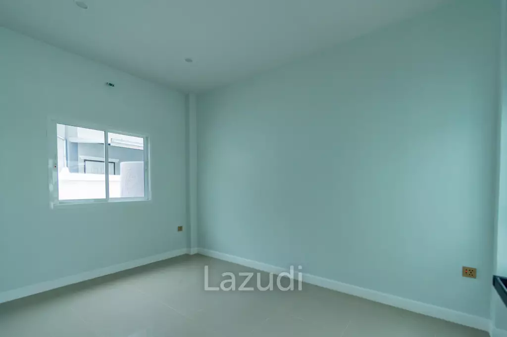 3 Bed 2 Bath 102 SQ.M A.B.C Pool Village