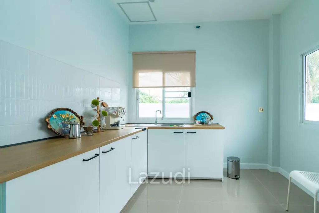 2 Bed 2 Bath 102 SQ.M A.B.C Pool Village