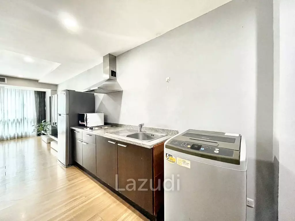 1 Bed 2 Bath 74 SQ.M The Trendy Condominium