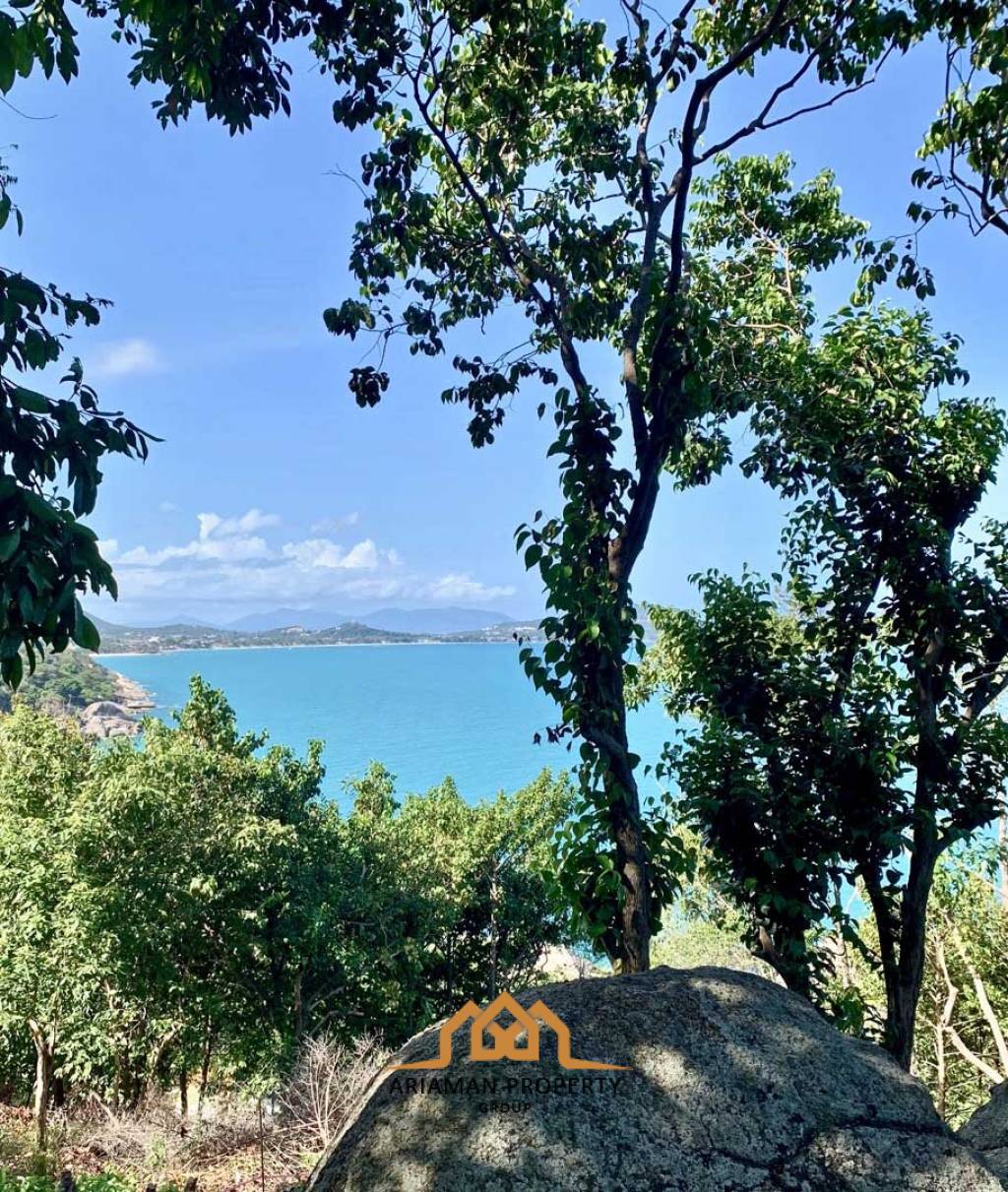 Land Plot in Luxury Residence with Close Up Sea Views in Chaweng Noi