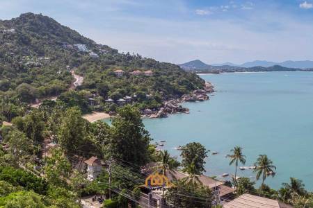 Land Plot in Luxury Residence with Close Up Sea Views in Chaweng Noi