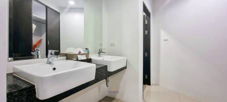 1 Bedroom With Pool Access Condo For Sale Patong Bay Hill