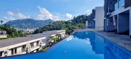 1 Bedroom With Pool Access Condo For Sale Patong Bay Hill