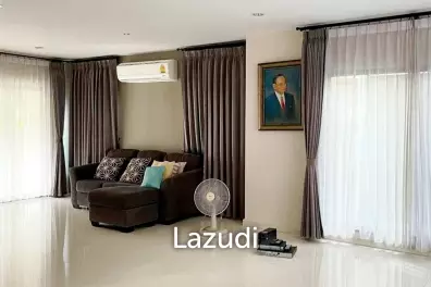 3 Bed 210 SQ.M The Plant Estique Pattanakarn 38