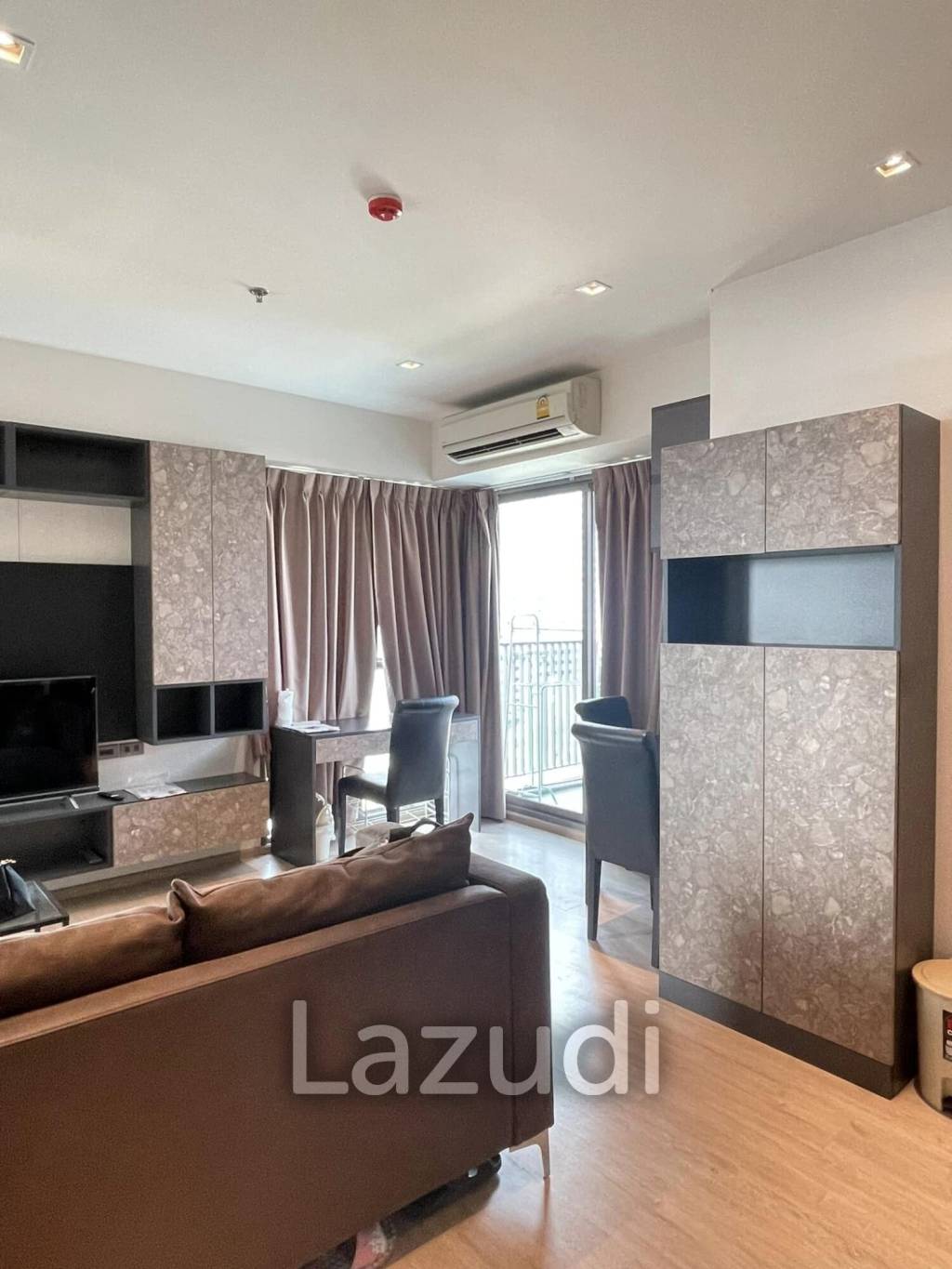 1 Bed 34 SQ.M Whizdom Station Ratchada - Thapra