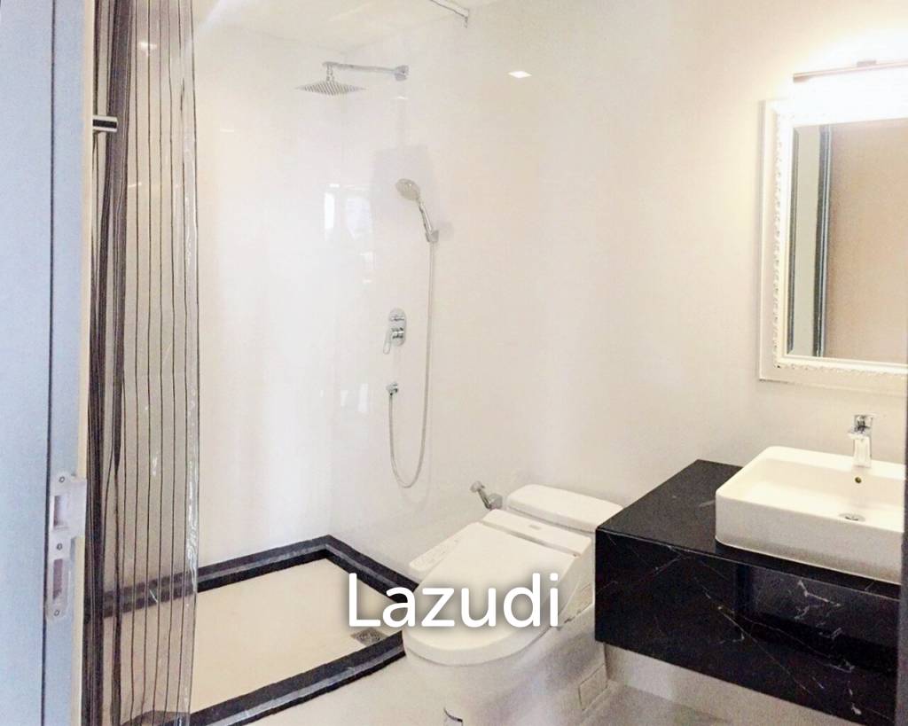 2 Bed 2 Bath 80 SQ.M Silver Thonglor