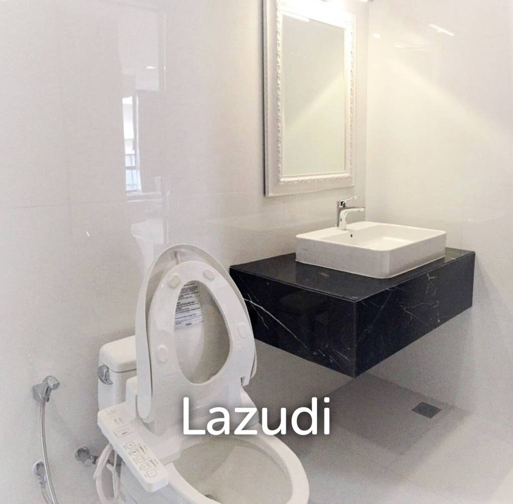 2 Bed 2 Bath 80 SQ.M Silver Thonglor