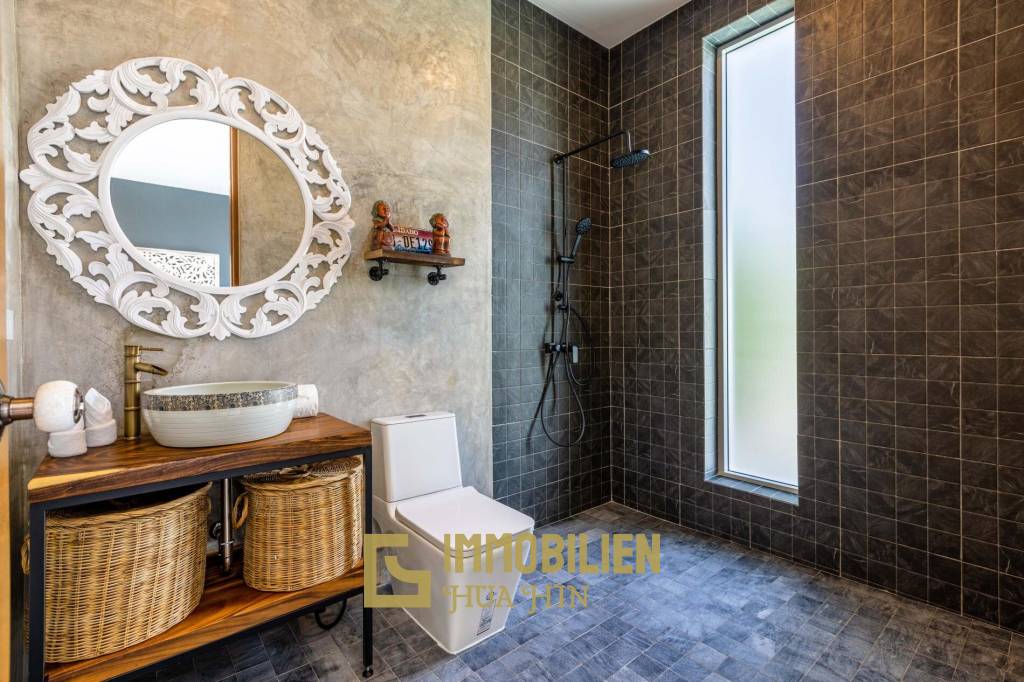 581 metro cuadrado 4 ` 4 Baño Villa de Venta