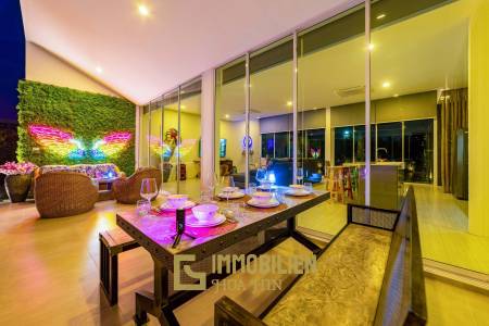 Phu Montra K-Haad : 4 Bed Pool Villa With Mountain View