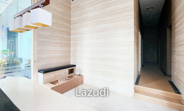 Prime 115sqm Spa Oasis on Bustling 39 Boulevard - Your Gateway to Success!