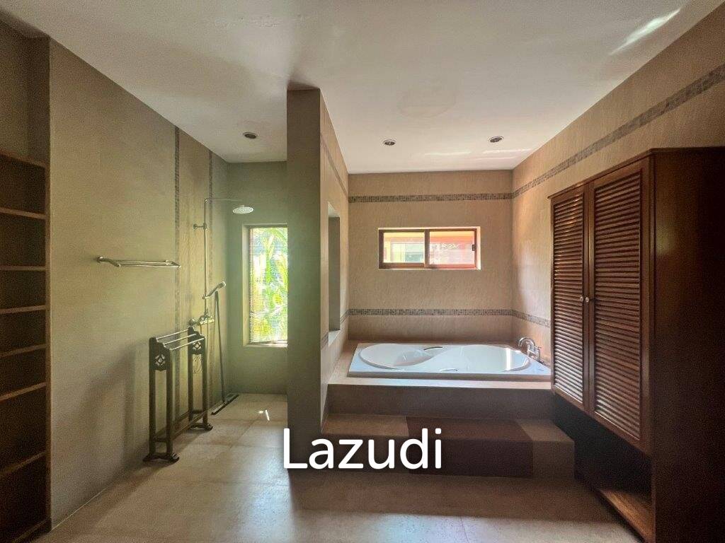 2,000 ตร.ม 5 เตียง 5 อาบน้ำ วิลล่า For ขาย