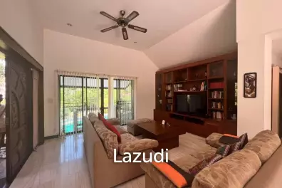 LELAWADEE : Luxury 5 bed Pool Villa 5 minutes drive to the beach