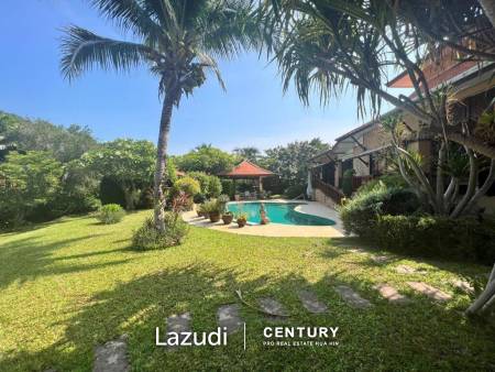 LELAWADEE : Luxury 5 bed Pool Villa 5 minutes drive to the beach