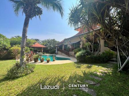 LELAWADEE : Luxury 5 bed Pool Villa 5 minutes drive to the beach