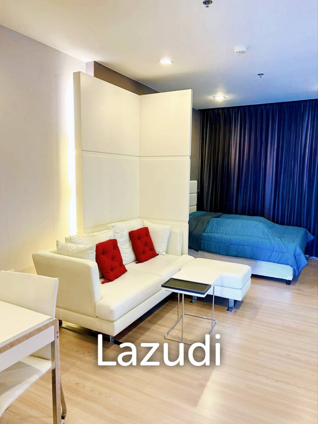 Studio 30 SQ.M Urbano Absolute Sathon-Taksin