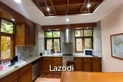 3 Beds 3 Baths 350 SQ.M. View Talay Marina
