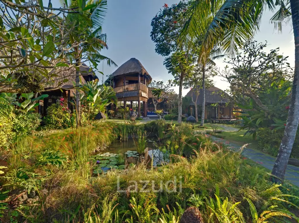 ONE OF A KIND ABSOLUTE BEACHFRONT VILLA IN CEMAGI