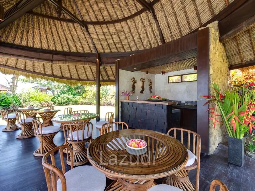 ONE OF A KIND ABSOLUTE BEACHFRONT VILLA IN CEMAGI