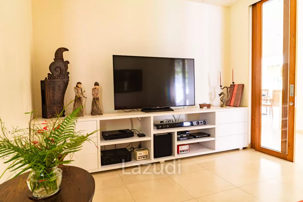 Beautiful Freehold Riverfront Villa In Anggrek Tabanan