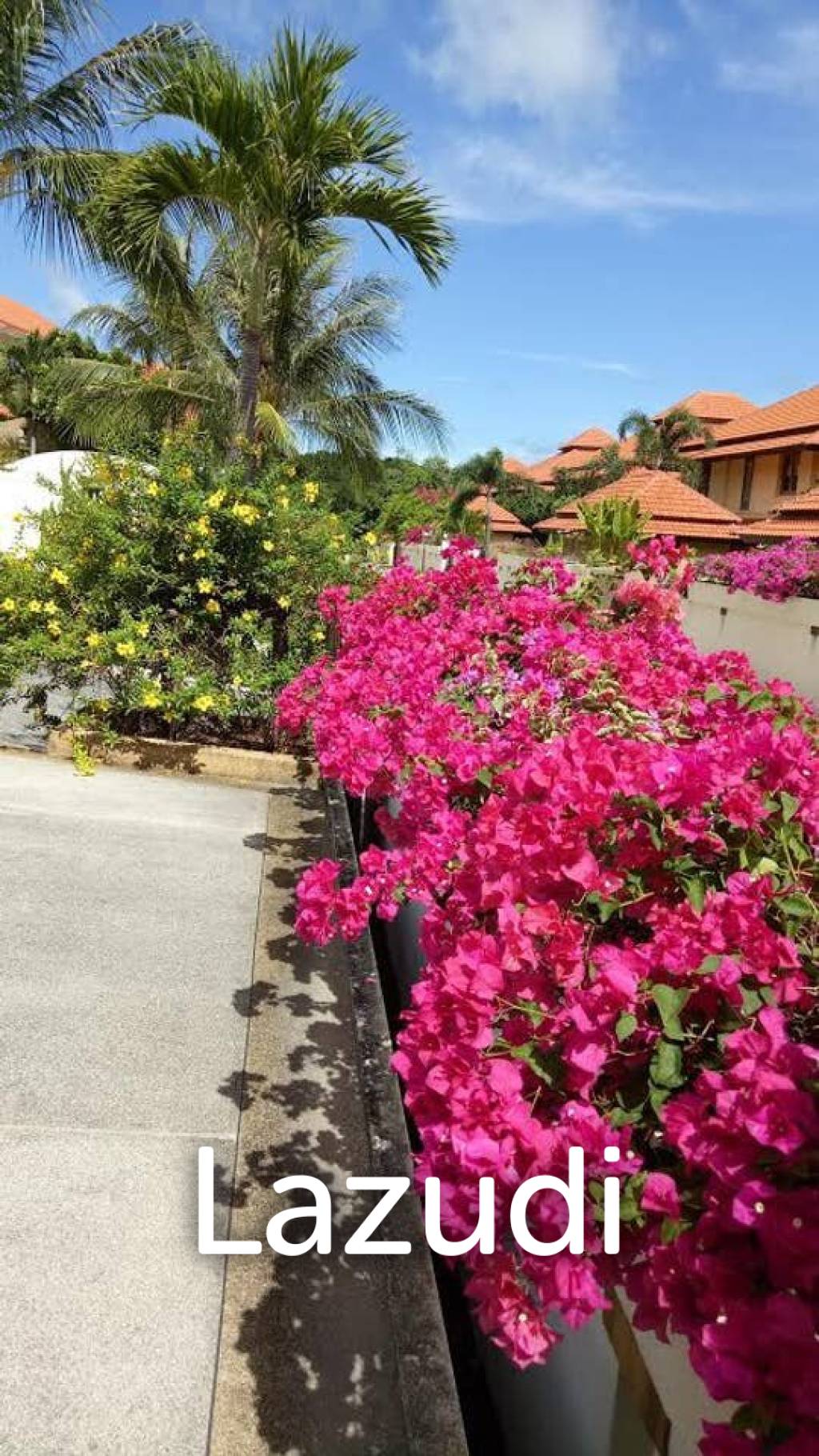 SEA VIEW AND BAY ACCESS 6 BEDROOM MANSION