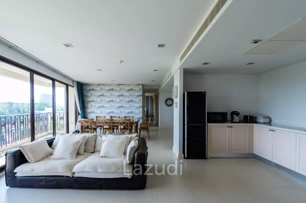 Beautiful Sea view 4 bed condo in Hua Hin center