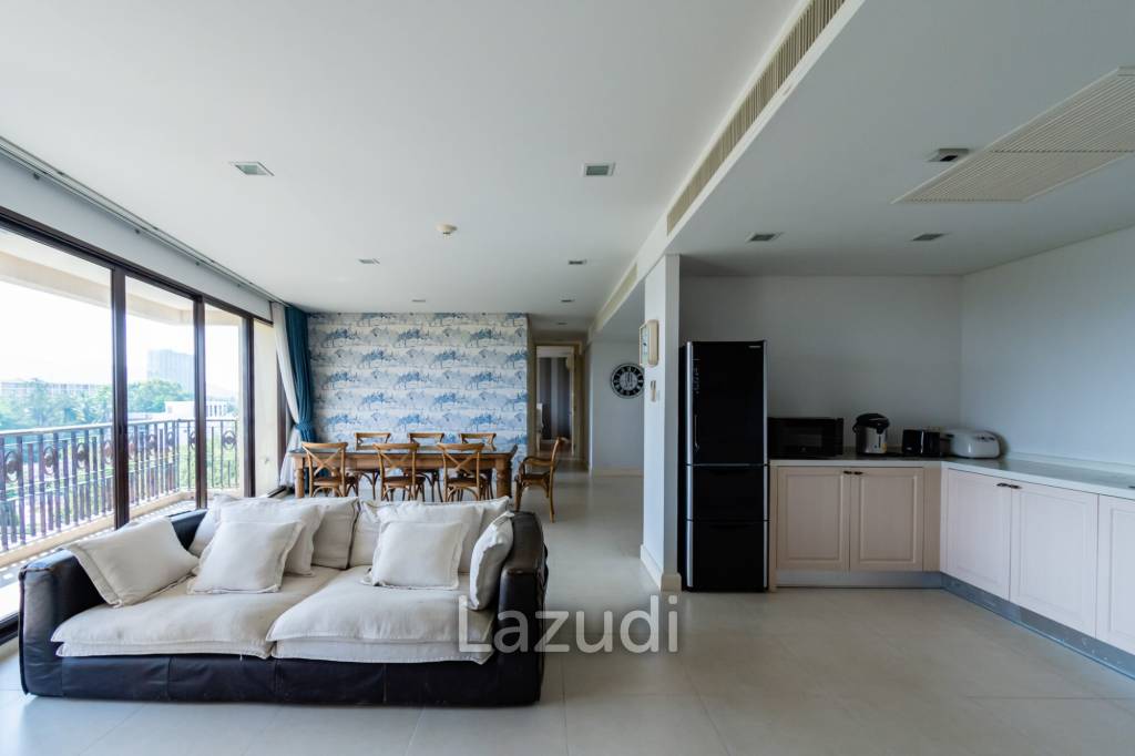 Beautiful Sea view 4 bed condo in Hua Hin center