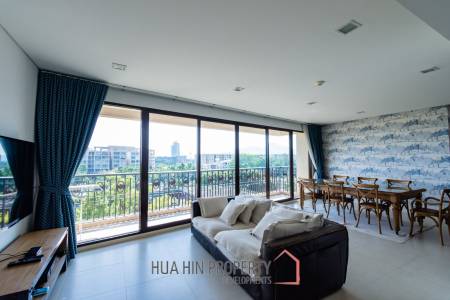Beautiful Sea view 4 bed condo in Hua Hin center