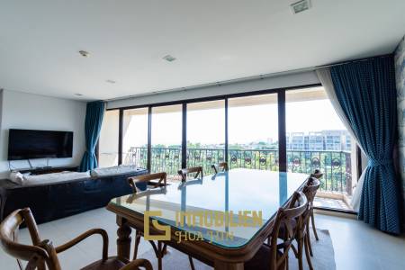 Beautiful Sea view 4 bed condo in Hua Hin center