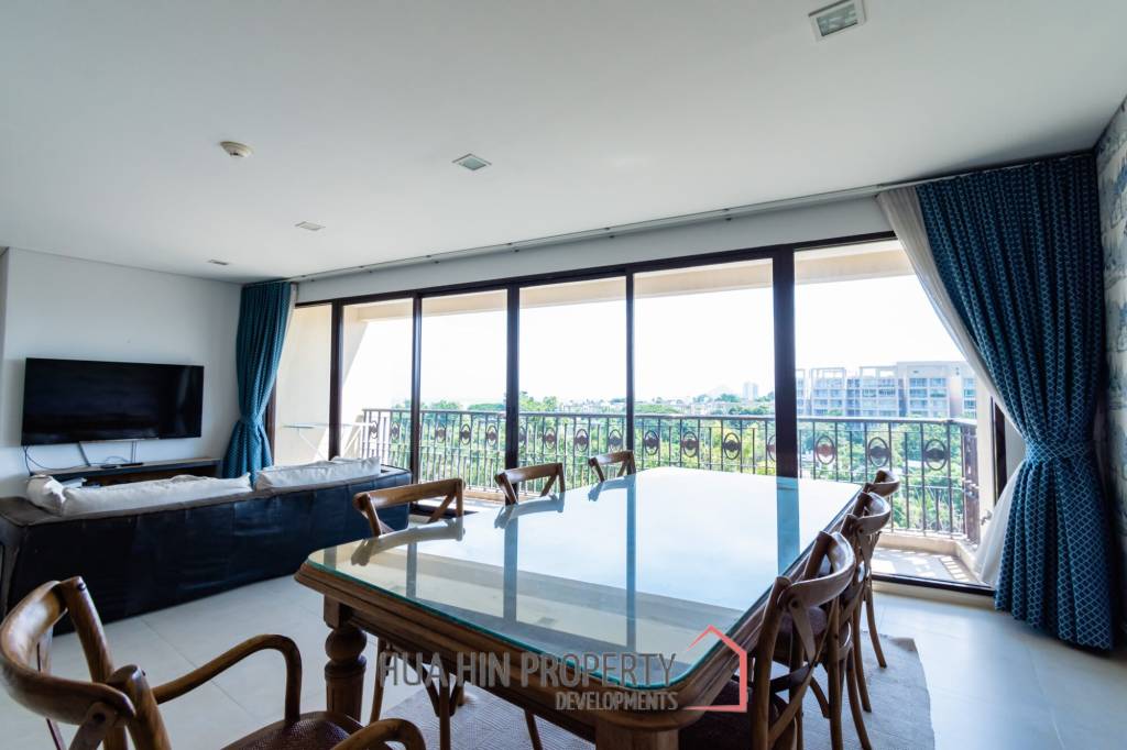 Beautiful Sea view 4 bed condo in Hua Hin center