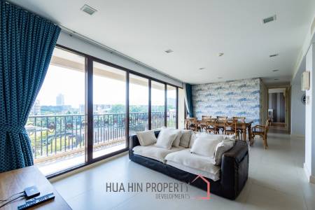 Beautiful Sea view 4 bed condo in Hua Hin center