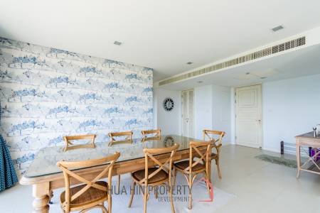 Beautiful Sea view 4 bed condo in Hua Hin center