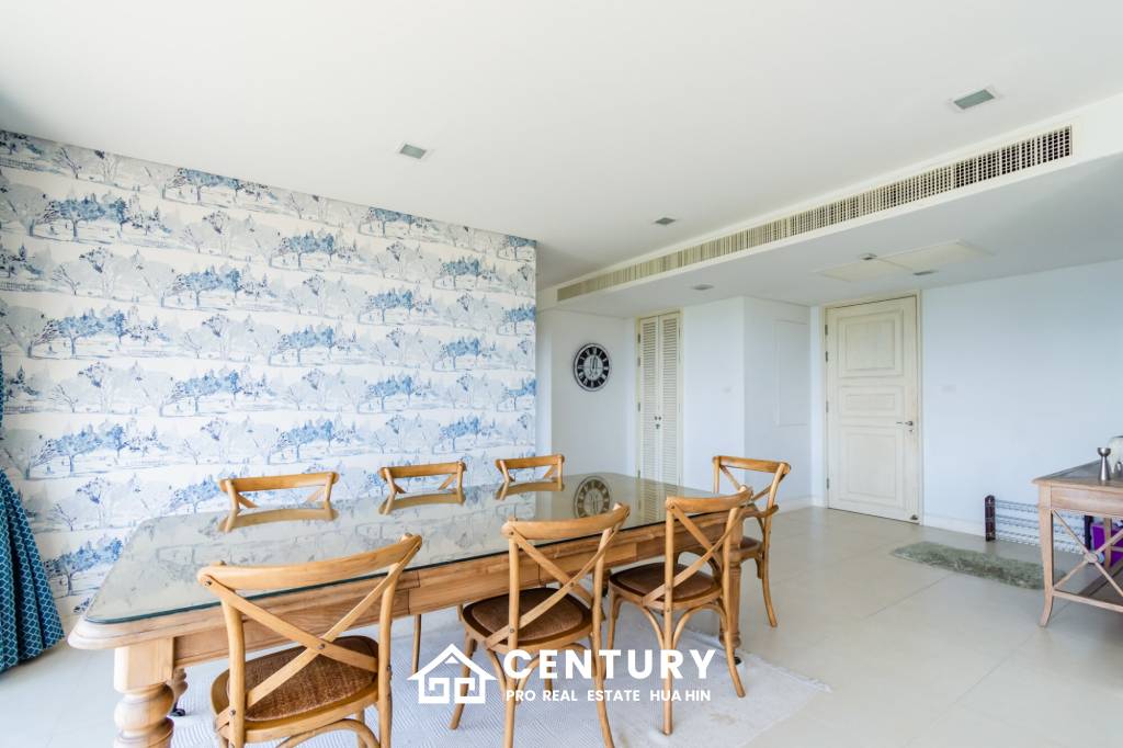 Beautiful Sea view 4 bed condo in Hua Hin center