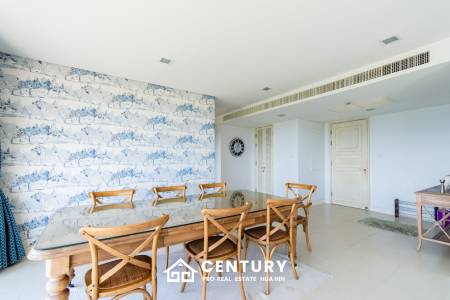 Beautiful Sea view 4 bed condo in Hua Hin center