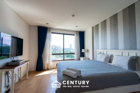 Beautiful Sea view 4 bed condo in Hua Hin center