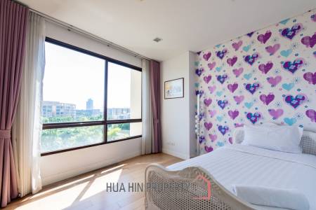 Beautiful Sea view 4 bed condo in Hua Hin center
