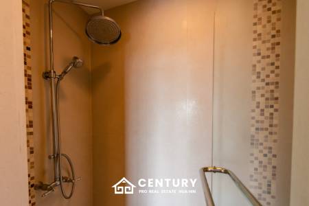 Beautiful Sea view 4 bed condo in Hua Hin center