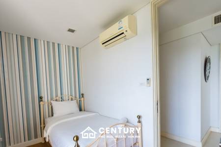 Beautiful Sea view 4 bed condo in Hua Hin center