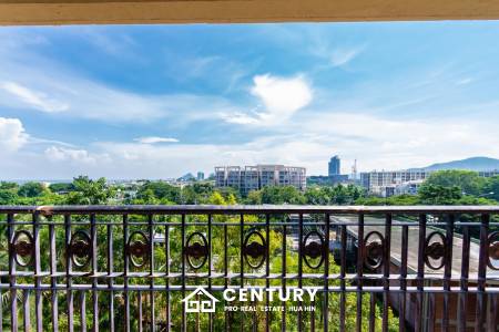 Beautiful Sea view 4 bed condo in Hua Hin center