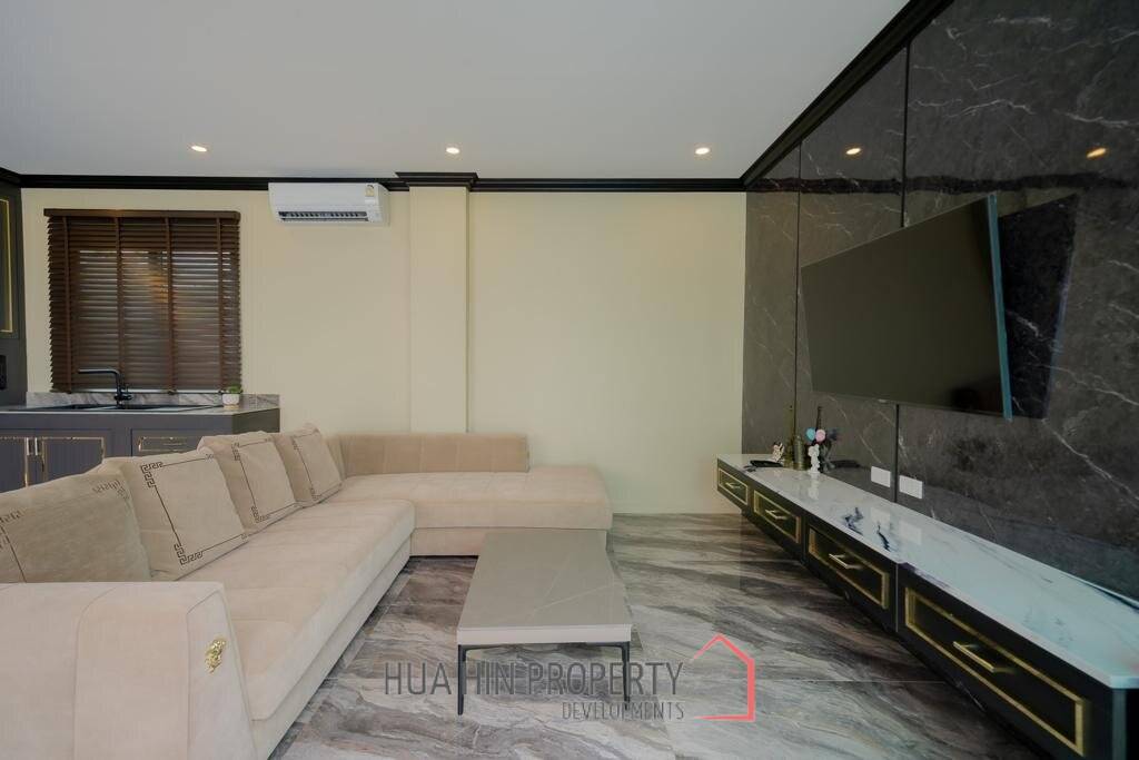 4 Bed 5 Bath 350 SQ.M Lek The Modern Pool Villas