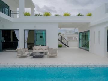 4 Bed 5 Bath 350 SQ.M Lek The Modern Pool Villas