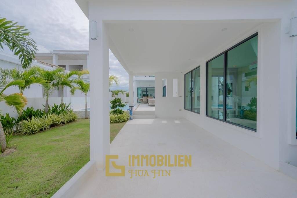 4 Bed 5 Bath 350 SQ.M Lek The Modern Pool Villas