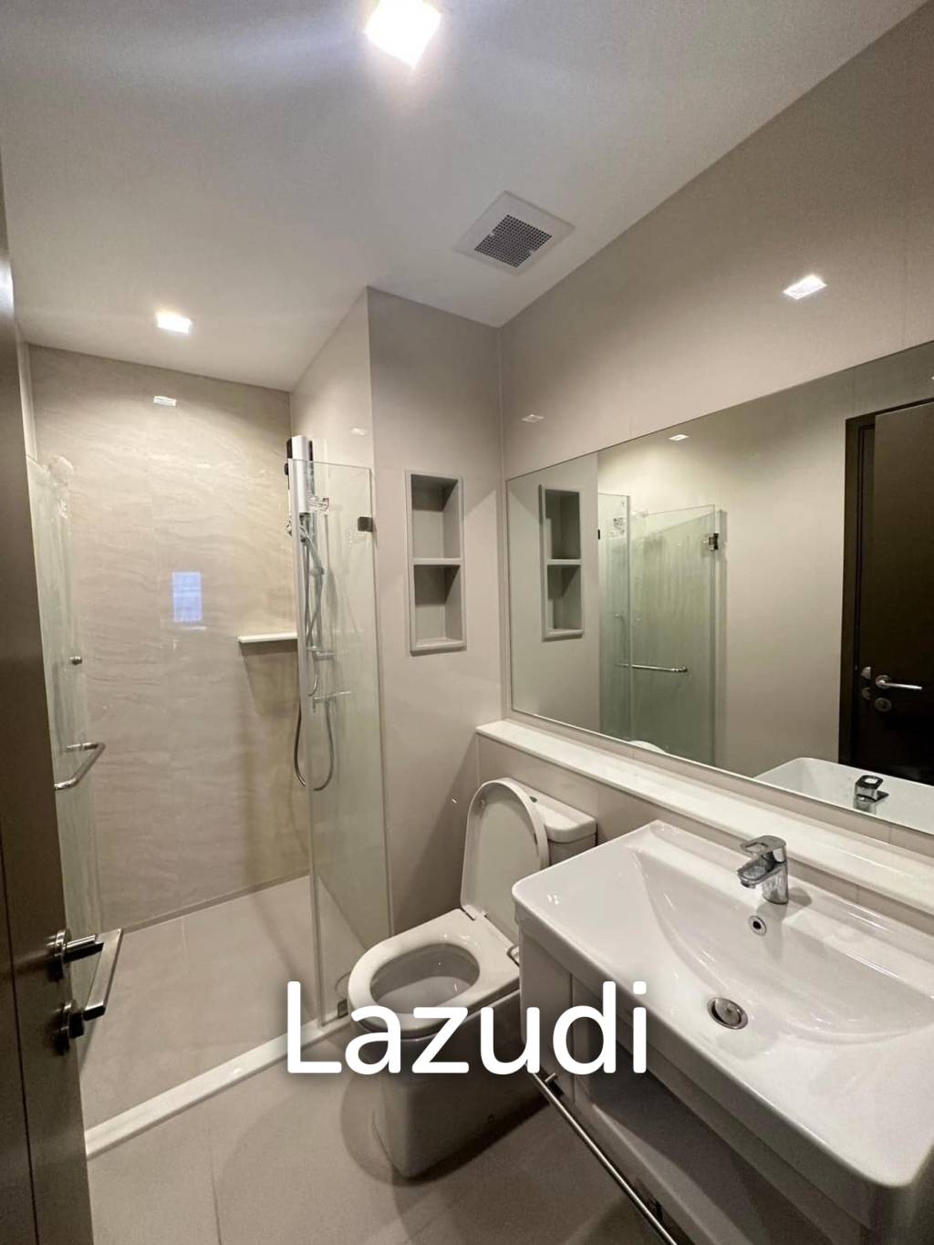 2 Bed 1 Bath 49 SQ.M Life Ladprao Valley