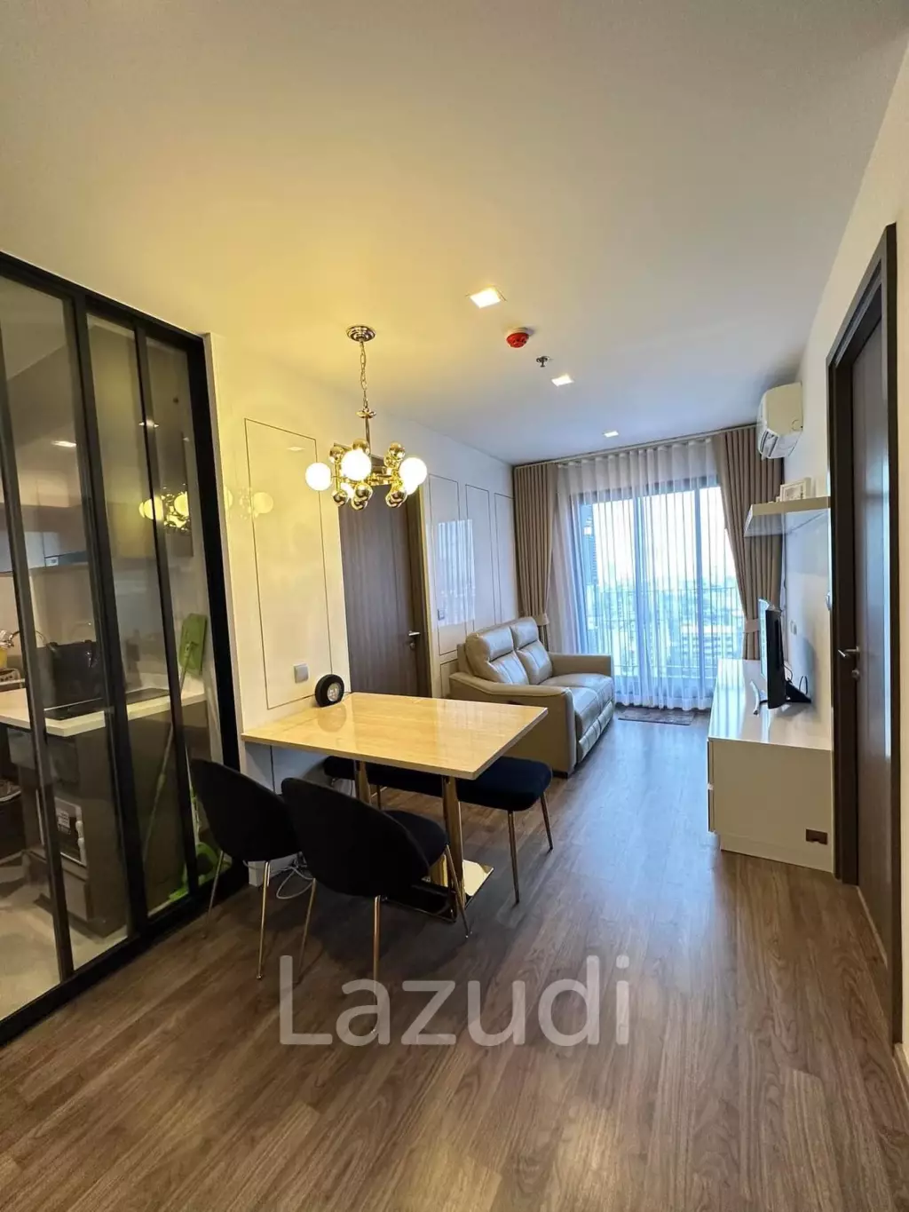 2 Bed 1 Bath 49 SQ.M Life Ladprao Valley