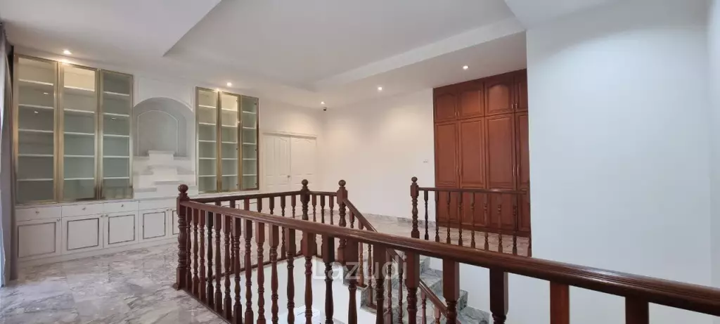 4 Beds 4 Baths 500 SQ.M. Paradise Villa 1